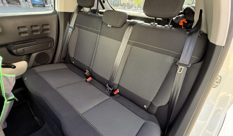 
								CITROEN C3 PureTech Max full									