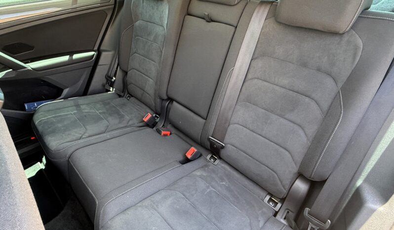 
								VOLKSWAGEN Tiguan Sport 2.0 TDI DSG full									
