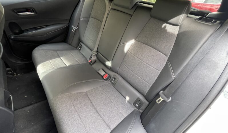 
								TOYOTA Corolla 2.0 180H STYLE ECVT full									