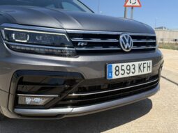 
										VOLKSWAGEN Tiguan Sport 2.0 TDI DSG full									