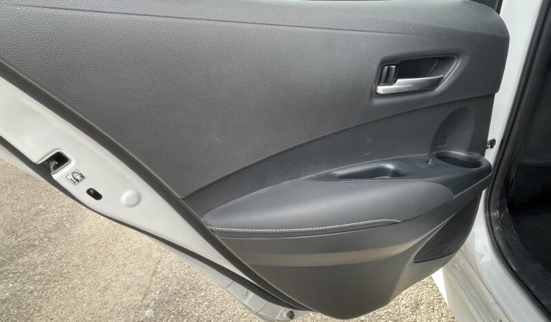 
								TOYOTA Corolla 2.0 180H STYLE ECVT full									