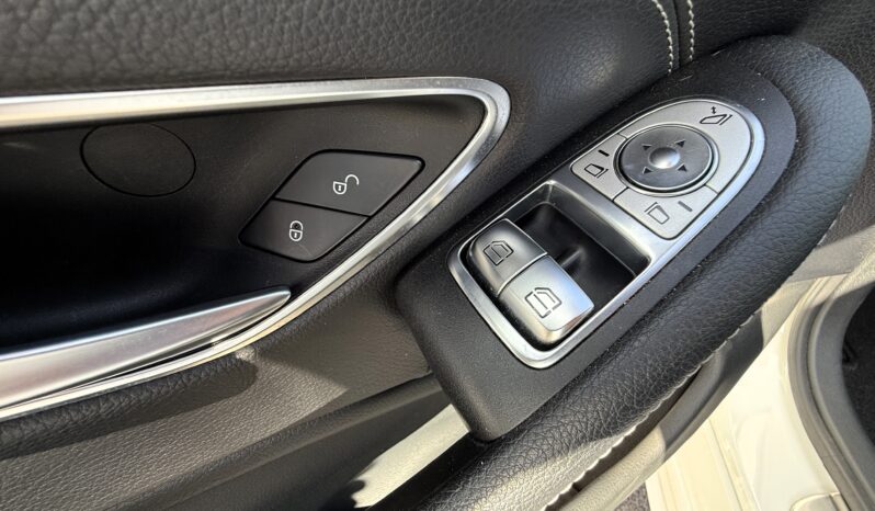 
								MERCEDES-BENZ Clase C C Coupe 300 full									