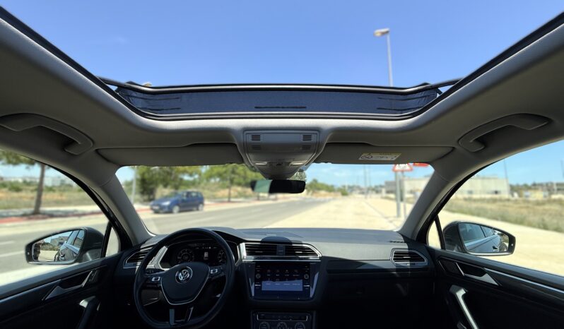 
								VOLKSWAGEN Tiguan Sport 2.0 TDI DSG full									