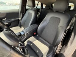 
										MERCEDES-BENZ CLA CLA 220 D DCT Shooting Brake full									
