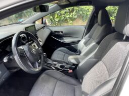 
										TOYOTA Corolla 2.0 180H STYLE ECVT full									