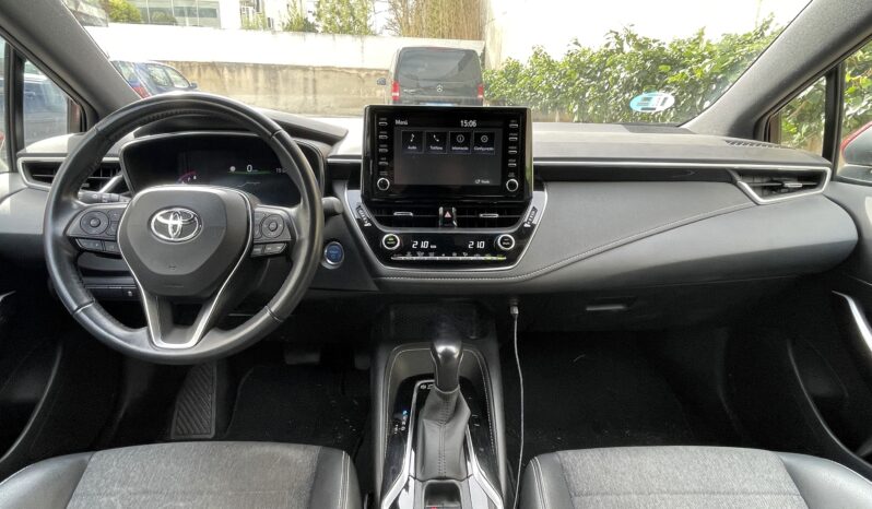 
								TOYOTA Corolla 2.0 180H STYLE ECVT full									
